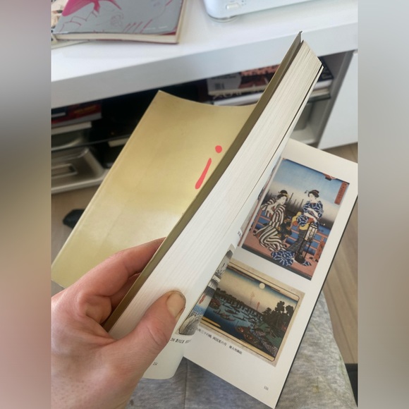 7 Lot of beautiful Japanese illustrated books in English and Japanese - Picture 13 of 16